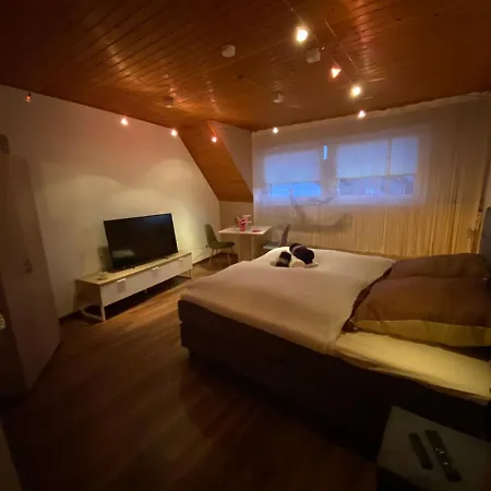 Bed & Breakfast Gastehaus Cheese And Wine